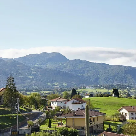 Mansion With Pool & Terrace بيت للعطل *